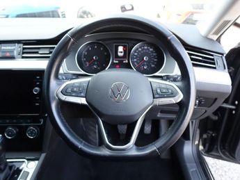 VOLKSWAGEN PASSAT 1.5 TSI EVO SEL Saloon 4dr Petrol DSG Euro 6 (s/s) (150 ps)