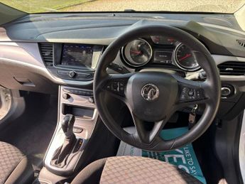 VAUXHALL ASTRA 1.4i Turbo SE Hatchback 5dr Petrol CVT Euro 6 (s/s) (145 ps)