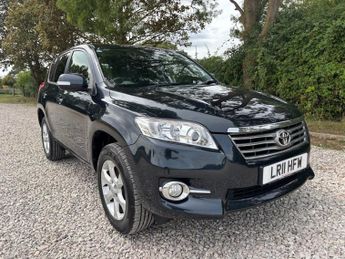 TOYOTA RAV4 2.2 D-4D XT-R SUV 5dr Diesel Manual 4WD Euro 5 (150 ps)