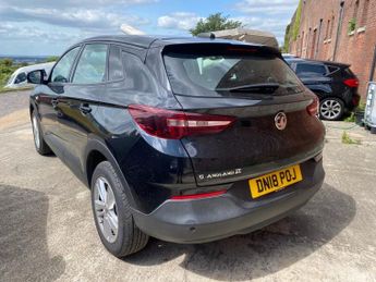 Vauxhall Grandland 1.2 Turbo SE SUV 5dr Petrol Manual Euro 6 (s/s) (130 ps)