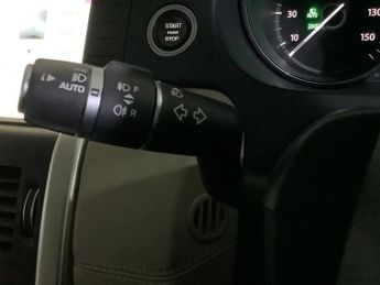 LAND ROVER DISCOVERY SPORT 2.0 TD4 HSE SUV 5dr Diesel Auto 4WD Euro 6 (s/s) (180 ps)