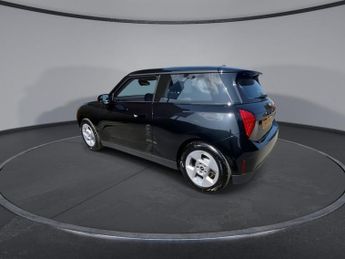 MINI ELECTRIC COOPER SE 54.2kWh Classic Hatchback 3dr Electric Auto (218 ps)