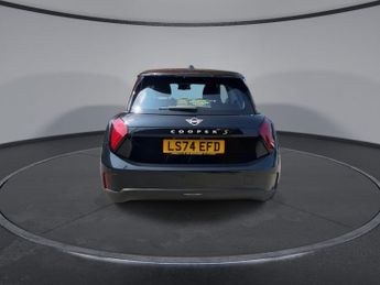 MINI ELECTRIC COOPER SE 54.2kWh Classic Hatchback 3dr Electric Auto (218 ps)