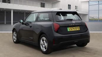 MINI ELECTRIC COOPER SE 54.2kWh Classic Hatchback 3dr Electric Auto (218 ps)
