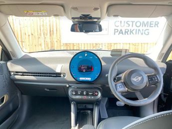 MINI ELECTRIC COOPER SE 54.2kWh Classic Hatchback 3dr Electric Auto (218 ps)