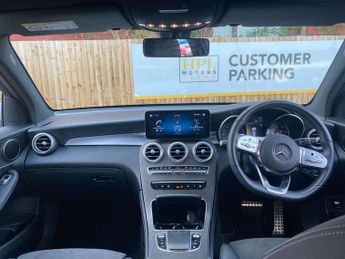 MERCEDES-BENZ GLC 2.0 GLC220d AMG Line SUV 5dr Diesel G-Tronic+ 4MATIC Euro 6 (s/s