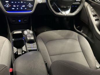 HYUNDAI IONIQ 38.3kWh Premium Hatchback 5dr Electric Auto (136 ps)