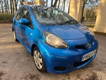 TOYOTA AYGO 1.0 VVT-i Blue Hatchback 5dr Petrol Manual Euro 4 (67 bhp)