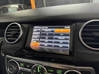 LAND ROVER DISCOVERY 4 3.0 SD V6 Landmark SUV 5dr Diesel Auto 4WD Euro 6 (s/s) (256 bhp