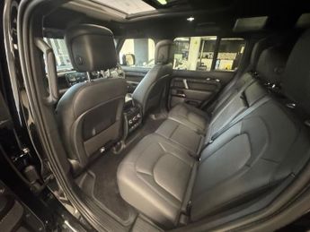 LAND ROVER DEFENDER 5.0 P525 V8 SUV 5dr Petrol Auto 4WD Euro 6 (s/s) (525 ps)