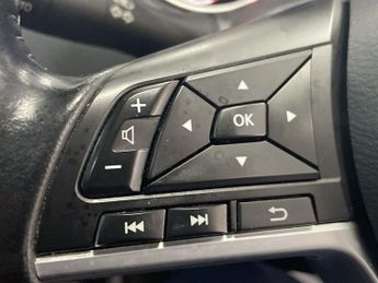 NISSAN QASHQAI 1.2 DIG-T N-Connecta SUV 5dr Petrol Manual Euro 6 (s/s) (115 ps)