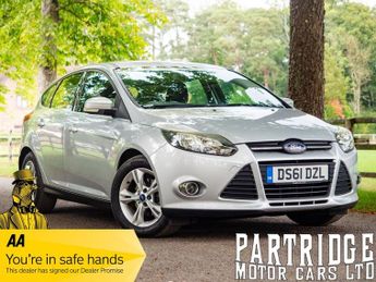 Ford Focus 1.6 Zetec Hatchback 5dr Petrol Manual Euro 5 (105 ps)