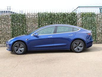 TESLA Model 3 Standard Range Plus Saloon 4dr Electric Auto RWD (241 bhp)