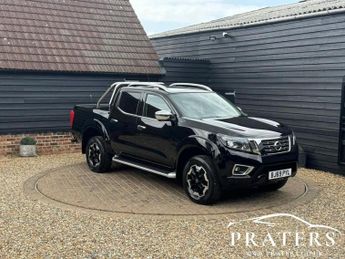 Nissan Navara 2.3 dCi Tekna Pickup Double Cab 4dr Diesel Manual 4WD Euro 6 (s/