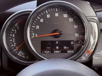 MINI HATCH 1.5 Cooper Auto Euro 6 (s/s) 5dr