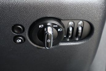 MINI Electric Hatch Cooper SE 32.6kWh Level 1 Auto 3dr