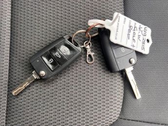 VOLKSWAGEN GOLF SV 1.0 TSI SE MPV 5dr Auto Petrol DSG Euro 6 (s/s) (115 ps)