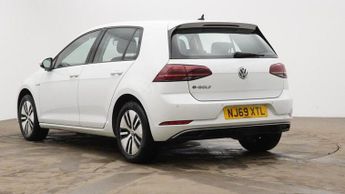 VOLKSWAGEN E-GOLF 35.8kWh e-Golf Hatchback 5dr Electric Auto (136 ps)