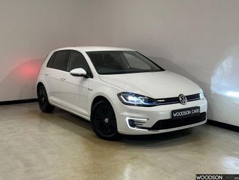 VOLKSWAGEN E-GOLF 35.8kWh e-Golf Hatchback 5dr Electric Auto (136 ps)