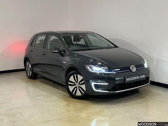 VOLKSWAGEN E-GOLF 35.8kWh e-Golf Hatchback 5dr Electric Auto (136 ps)