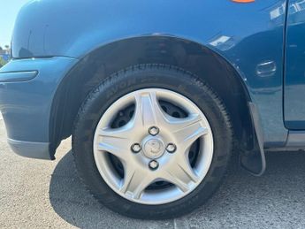 NISSAN MICRA 1.0 16v Twister Hatchback 3dr Petrol CVT (149 g/km, 60 bhp)