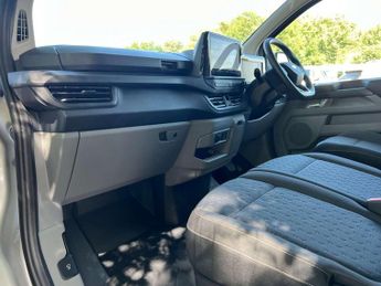 FORD TRANSIT CUSTOM Transit Custom 320 Limited EV 5dr