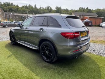 MERCEDES-BENZ GLC 2.0 GLC250 AMG Line (Premium) SUV 5dr Petrol G-Tronic+ 4MATIC Eu