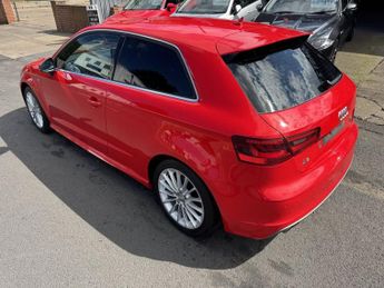 AUDI A3 1.8 TFSI S line Hatchback 3dr Petrol S Tronic quattro Euro 6 (s/