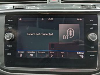 VOLKSWAGEN TIGUAN 2.0 TDI SEL SUV 5dr Diesel Manual Euro 6 (s/s) (150 ps)