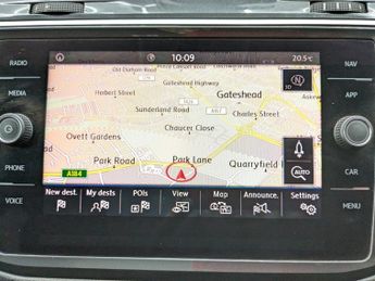 VOLKSWAGEN TIGUAN 2.0 TDI SEL SUV 5dr Diesel Manual Euro 6 (s/s) (150 ps)