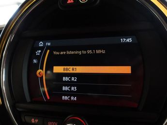 MINI CLUBMAN 1.5 Cooper Classic Estate 6dr Petrol Steptronic Euro 6 (s/s) (13