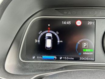 NISSAN LEAF 40kWh N-Connecta Hatchback 5dr Electric Auto (150 ps)