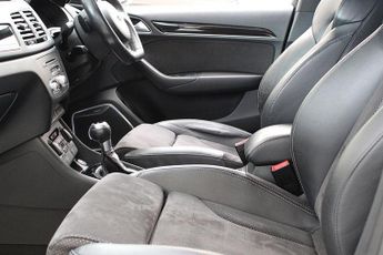 AUDI Q3 2.0 TFSI Black Edition SUV 5dr Petrol S Tronic quattro Euro 6 (s