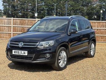 Volkswagen Tiguan 2.0 TDI BlueMotion Tech Match Edition SUV 5dr Diesel DSG 4WD Eur