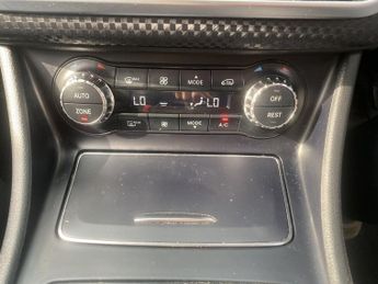 MERCEDES-BENZ A-CLASS 1.5 A180d Sport (Premium) Hatchback 5dr Diesel 7G-DCT Euro 6 (s/