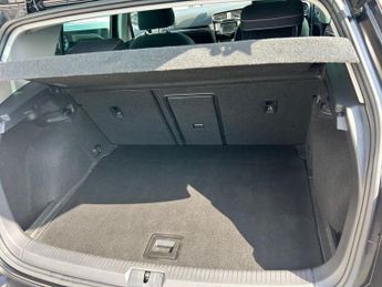 VOLKSWAGEN GOLF 1.4 TSI BlueMotion Tech ACT GT Hatchback 5dr Petrol DSG Euro 6 (