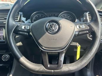 VOLKSWAGEN GOLF 1.4 TSI BlueMotion Tech ACT GT Hatchback 5dr Petrol DSG Euro 6 (