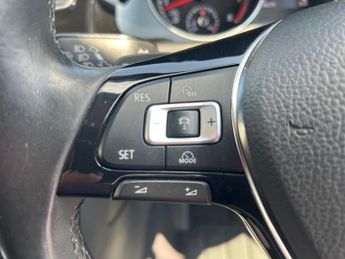 VOLKSWAGEN GOLF 1.4 TSI BlueMotion Tech ACT GT Hatchback 5dr Petrol DSG Euro 6 (