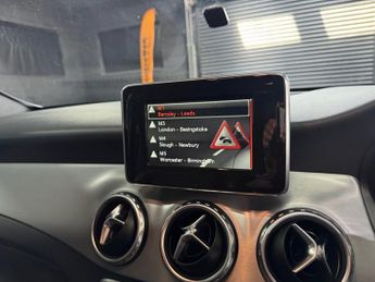 MERCEDES-BENZ GLA 2.1 GLA220 CDI AMG Line SUV 5dr Diesel 7G-DCT 4MATIC 4X4 Euro 6 