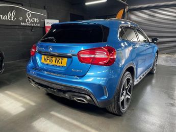 MERCEDES-BENZ GLA 2.1 GLA220 CDI AMG Line SUV 5dr Diesel 7G-DCT 4MATIC 4X4 Euro 6 