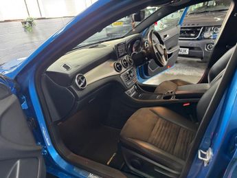 MERCEDES-BENZ GLA 2.1 GLA220 CDI AMG Line SUV 5dr Diesel 7G-DCT 4MATIC 4X4 Euro 6 
