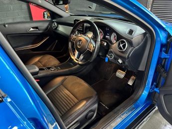 MERCEDES-BENZ GLA 2.1 GLA220 CDI AMG Line SUV 5dr Diesel 7G-DCT 4MATIC 4X4 Euro 6 