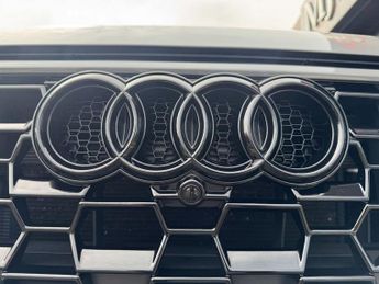 AUDI RS Q3 2.5 TFSI Audi Sport Edition Sportback 5dr Petrol S Tronic quattr