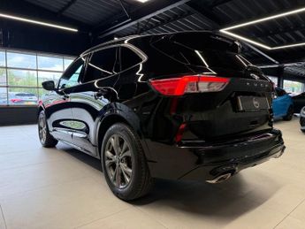 FORD KUGA 2.5 EcoBoost Duratec 14.4kWh ST-Line SUV 5dr Petrol Plug-in Hybr