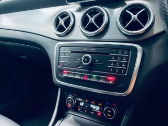 MERCEDES-BENZ CLA 2.1 CLA220 CDI AMG Sport Coupe 4dr Diesel 7G-DCT Euro 6 (s/s) (1