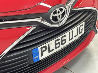 TOYOTA YARIS 1.33 Dual VVT-i Icon Hatchback 5dr Petrol Manual Euro 6 (99 ps) 