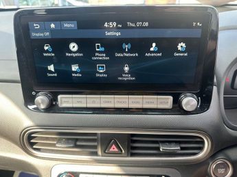 HYUNDAI KONA 64kWh Premium SUV 5dr Electric Auto (7kW Charger) (204 ps)