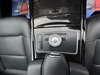 MERCEDES-BENZ E CLASS 3.0 E350 CDI V6 BlueEfficiency Avantgarde Saloon 4dr Diesel G-Tr