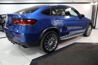 MERCEDES-BENZ GLC 2.0 GLC300d AMG Line (Premium) Coupe 5dr Diesel G-Tronic+ 4MATIC