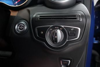 MERCEDES-BENZ GLC 2.0 GLC300d AMG Line (Premium) Coupe 5dr Diesel G-Tronic+ 4MATIC
